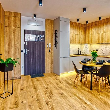 Apartament Wood Lux - 5D Apartamenty Świeradów-Zdrój エクステリア 写真